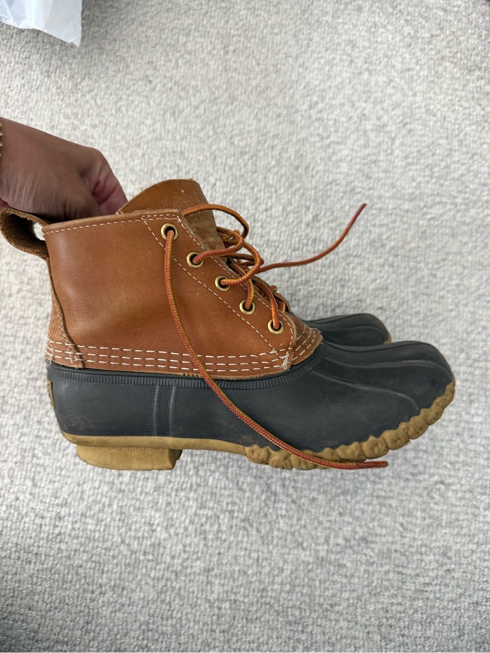 L.L.Bean Women’s 6” Bean Boots Size 6 B